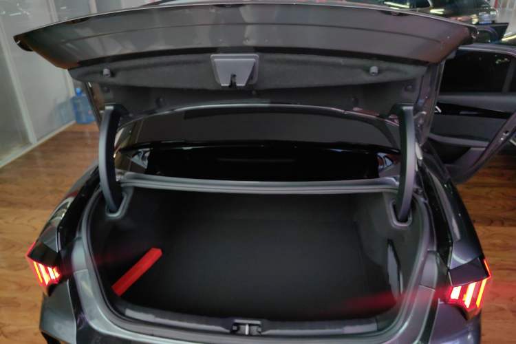 Used Lynk & Co 03 2023 1.5TD DCT JingPro
