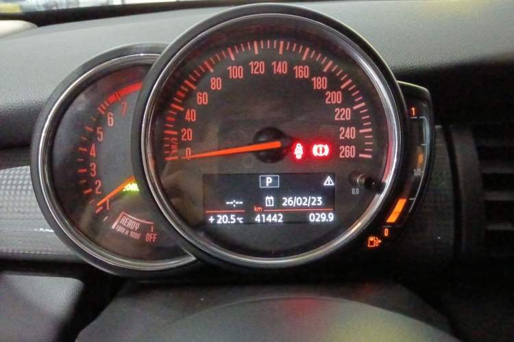 Used MINI 2016 1.5T COOPER Pioneer Edition Five-Door Model
