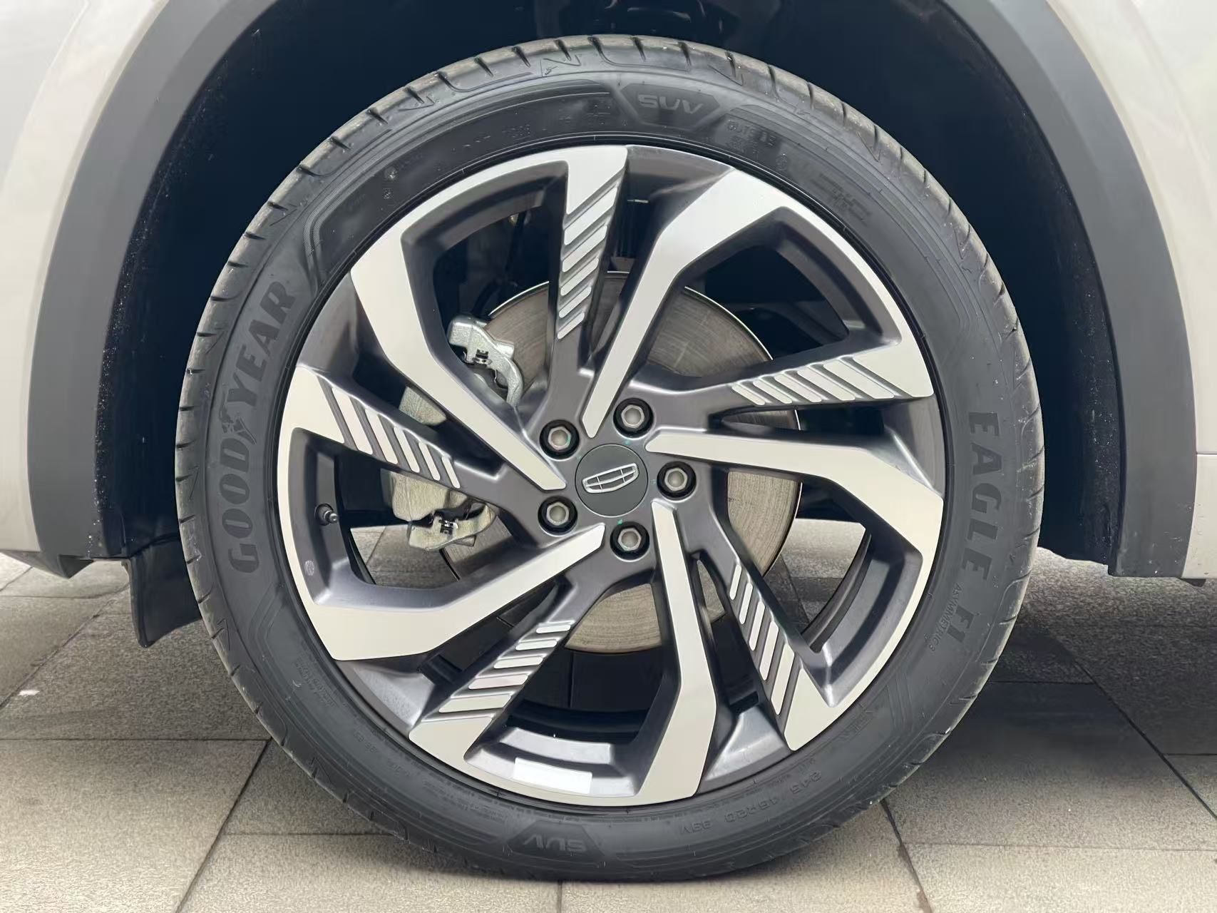 Geely Auto Monjaro L 2024 2.0TD High-Power Automatic Two-Wheel Drive Skyline Edition — снимка 10