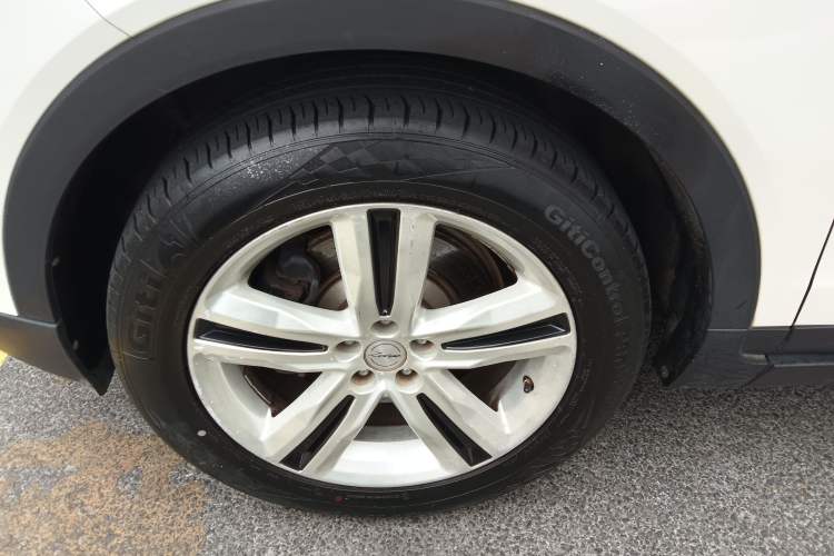 Used Zotye T700 2017 1.8T Dual-Clutch Luxury Model Exterior 7