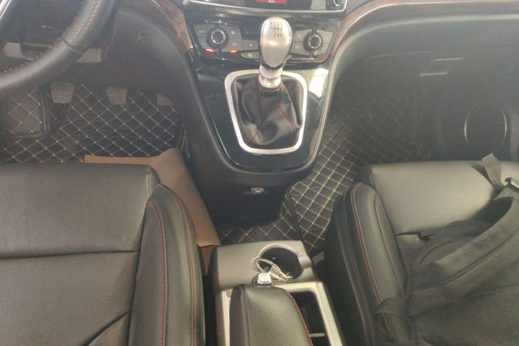 Used Haval H6 2014 Sport Version 1.5T Manual Two-Wheel Drive Elite Edition