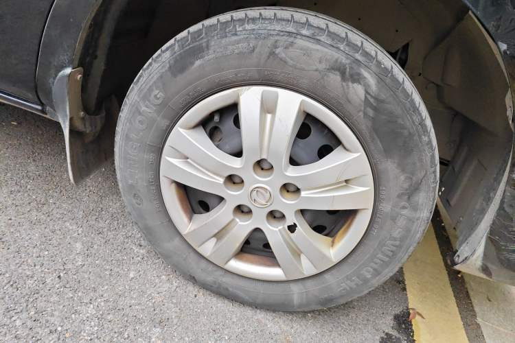 Used FORTHING Lingzhi 2019 M5L 1.6L 7-Seater Comfort Model China VI Standard