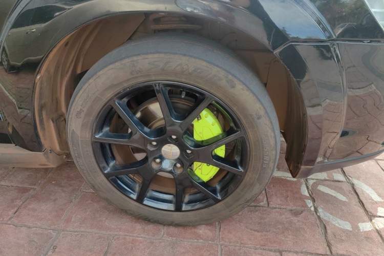 Used Dodge Journey 2015 2.0TD Four-Wheel Drive Luxury Edition Right Front Wheel Hub