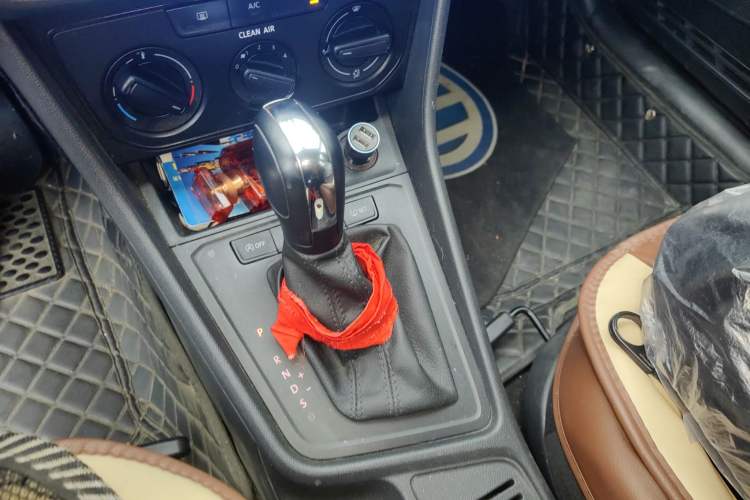 Used Volkswagen Lavida 2019 Lavida Start 1.5L Automatic Trendy Version China VI Standard Gear Lever