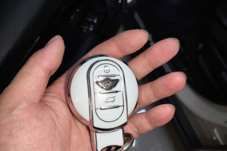 Used MINI MINI 2016 2.0T COOPER S Five-Door Edition