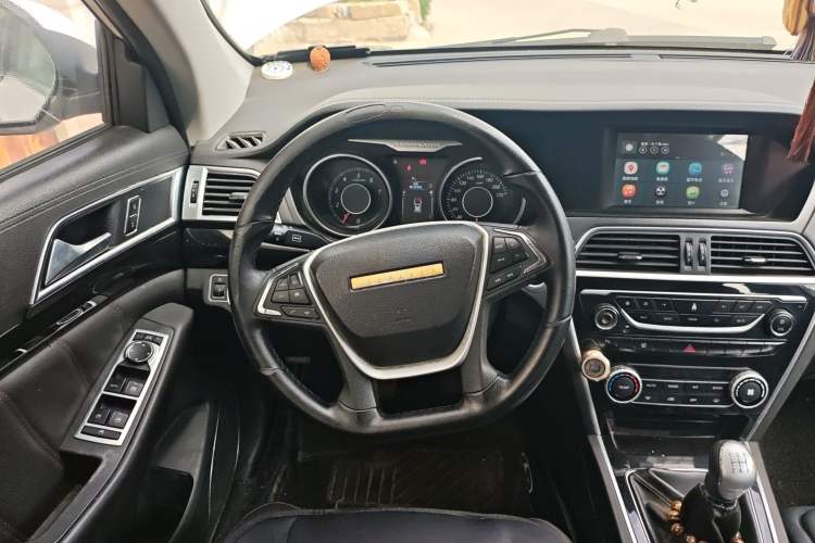 Used Leopaard CS10 2017 1.5T Manual Prestige Model
