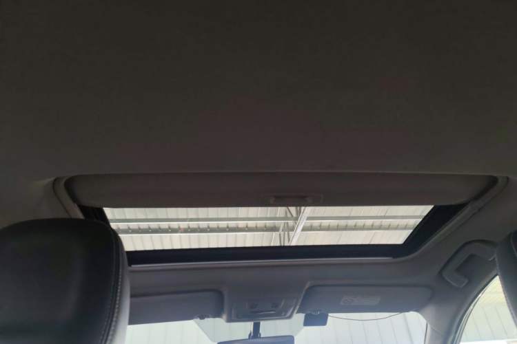 Used Toyota RAV4 2016 2.0L CVT Two-Wheel Drive Smart Edition China V Standard
