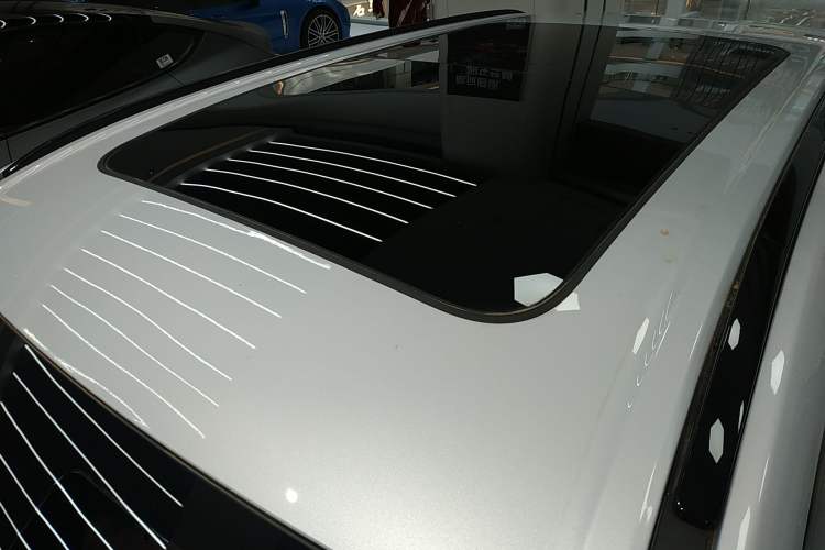 Used Wuling Xingguang S 2024 510 km Flagship Version Roof