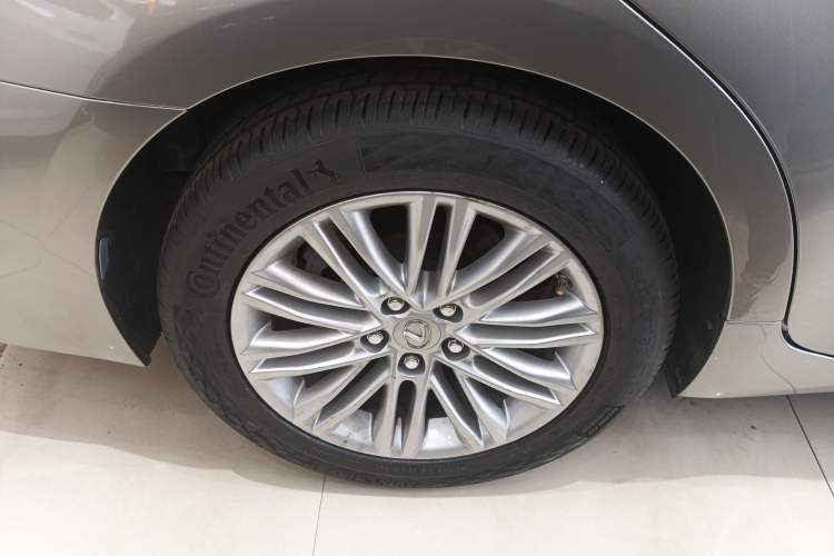 Used Lexus ES 2015 200 Elite Edition
