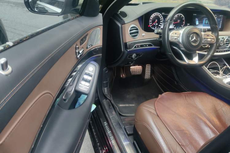 Used Mercedes-Benz S-Class 2018 S 450 L 4MATIC Excellence Special Edition Driver Seat