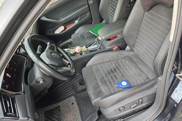 Used Volkswagen Magotan 2020 330TSI DSG Luxury Edition Left Front Seat