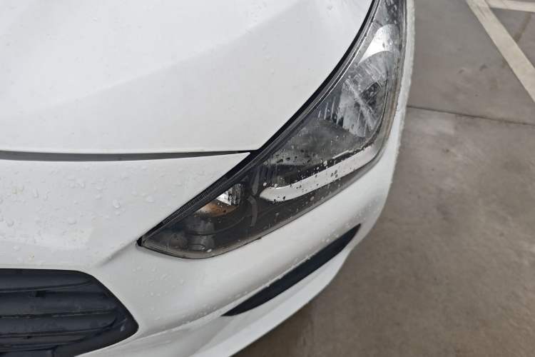 Used Hyundai Verna (older generation) 2017 1.4L Manual Refreshed Version China V Standard Left Front Headlight