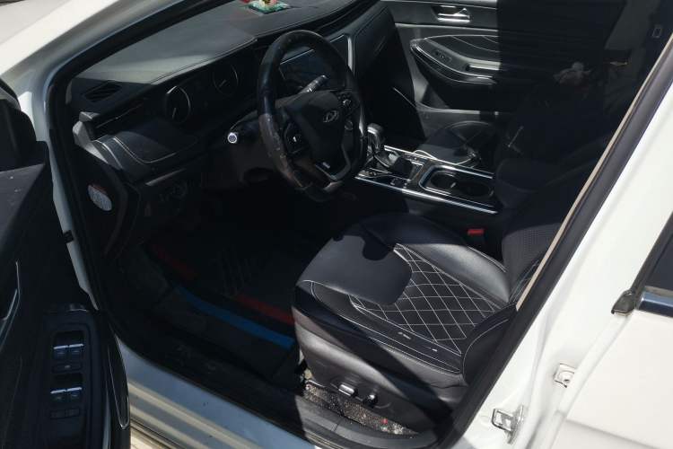 Used Chery Arrizo GX 2019 Pro 1.5T CVT Model Color Version China VI Standard Driver Seat