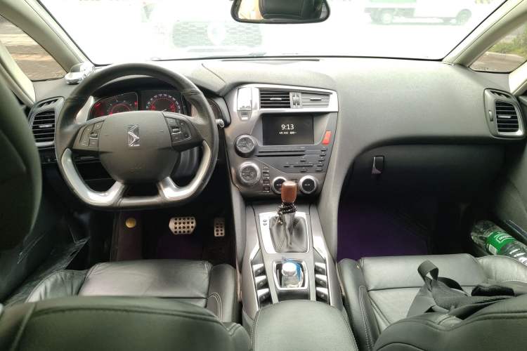 Used DS 5 2014 1.6T Luxury Edition THP200
