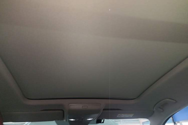 Used Volkswagen Tiguan L 2023 330TSI Automatic Two-Wheel Drive R-Line Flagship Edition