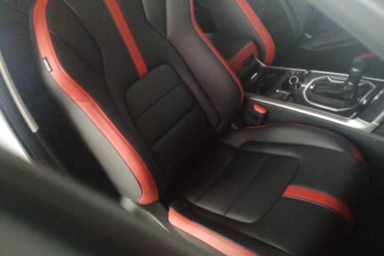 Used Haval H4 2018 Red-Label 1.5 GDIT DCT Fashion Edition Right Front Seat