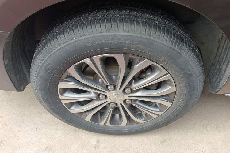 Used Buick GL8 2023 Land Executive Class Smart Enjoyment Model
