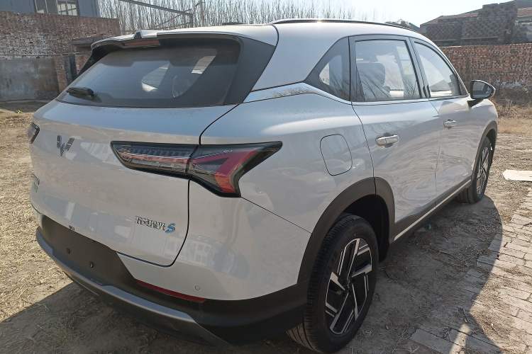 Used Wuling Xingguang S 2025 Model, 130km Leading Edition