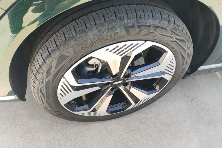 Used Wey Lanshan 2025 Four-Wheel Drive Max
