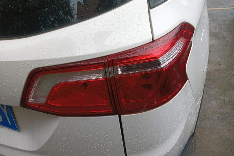 Used Wuling Hongguang S3 2019 1.5L Manual Standard Version China VI Standard Right Rear Taillight