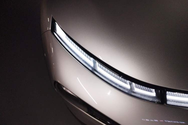 Used XPeng P7 2023 P7i 610 Max Performance Edition Right Front Headlight