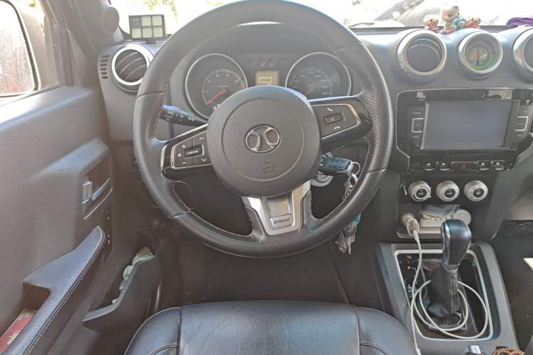 Used BAIC Off-Road BJ40 2016 40L 2.3T Automatic All-Wheel Drive Premium Edition