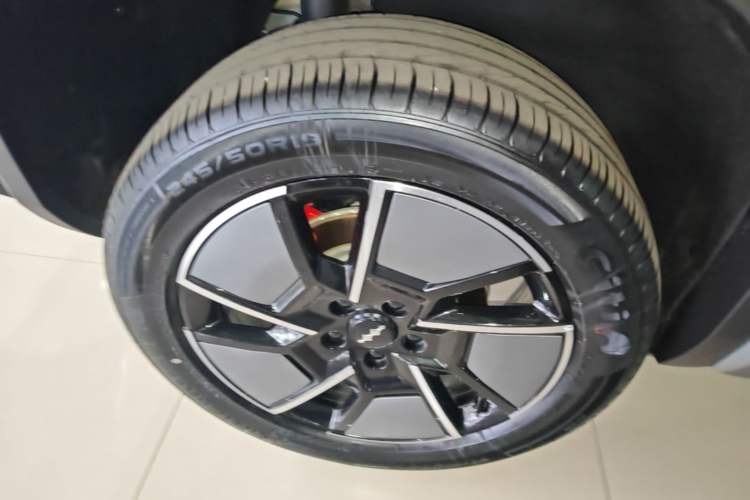 Used Formula Leopard Titanium 3 2025 501KM All-Wheel Drive Intelligent Driving Ultra Version