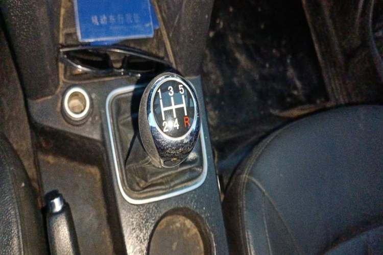 Used JMC Yuhu 7 2020 2.0T Diesel Manual 4x4 Comfort Edition Long Wheelbase China VI Emission Standard JX4D20A6L
