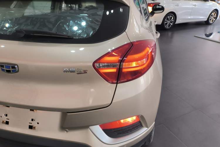 Used Geely Auto Emgrand GS 2016 Elegant Edition 1.8L Manual LingShang Model Right Rear Taillight