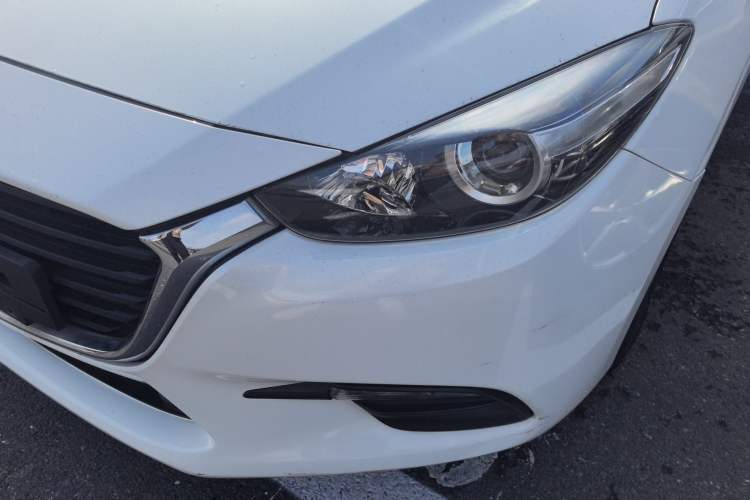 Used Mazda Mazda 3 Axela 2017 Sedan 1.5L Automatic Comfort Model Emission Standard China V
