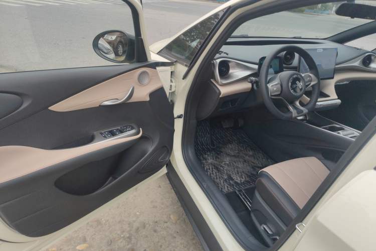 Used BYD Dolphin 2025 420km Fashion Edition Driver Seat