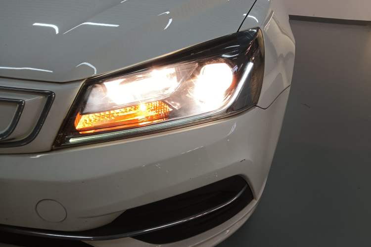 Used Geely Auto Emgrand New Energy 2018 EV450 Ambition Model
