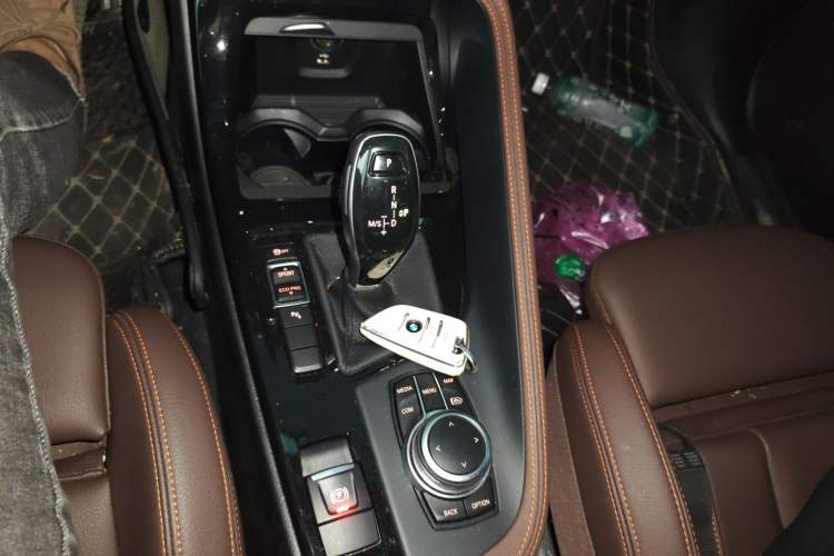 Used BMW X2 2022 sDrive25i Midnight Edition Gear Lever