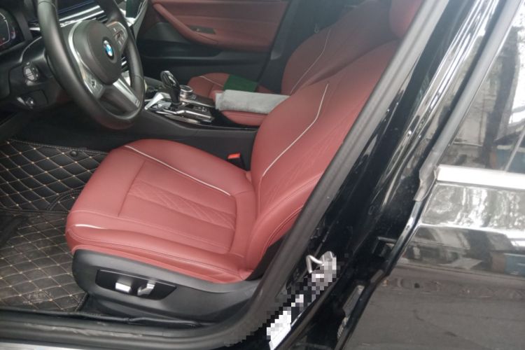 Used BMW 5 Series 2022 Second Facelift 525Li M Sport Package Left Front Seat