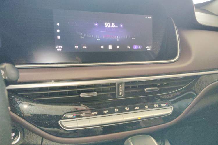 Used GAC Trumpchi M6 2021 PRO 270T DCT Luxury Edition