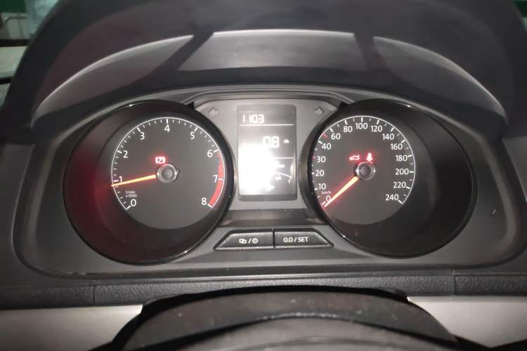 Used Volkswagen Gran Lavida 2015 1.6L Manual Fashion Edition Instrument Cluster