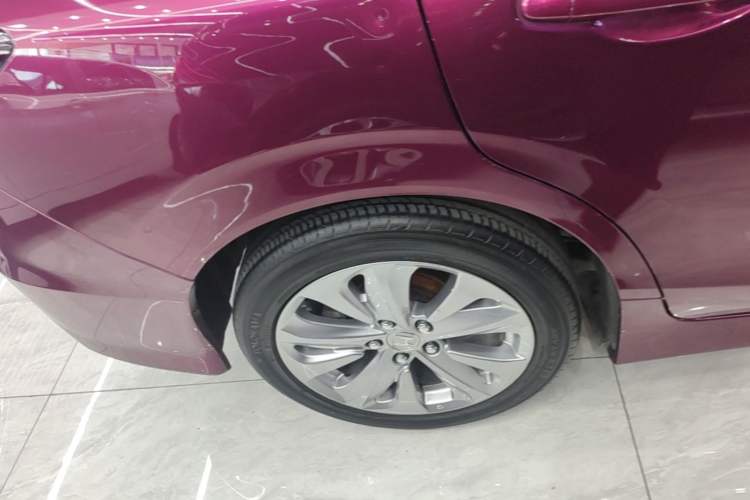 Used Honda Jade 2017 1.8L automatic Comfort version 5 seats