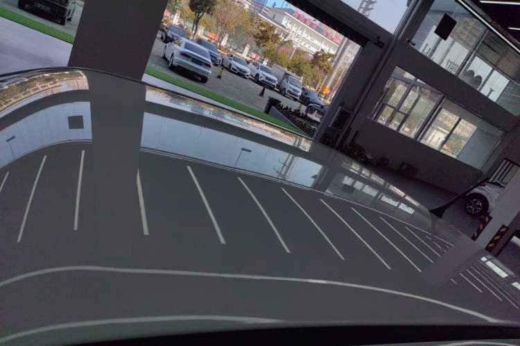 Used Wuling Hongguang MINIEV 2022 Macaron Premium Model – Lithium Iron Phosphate
