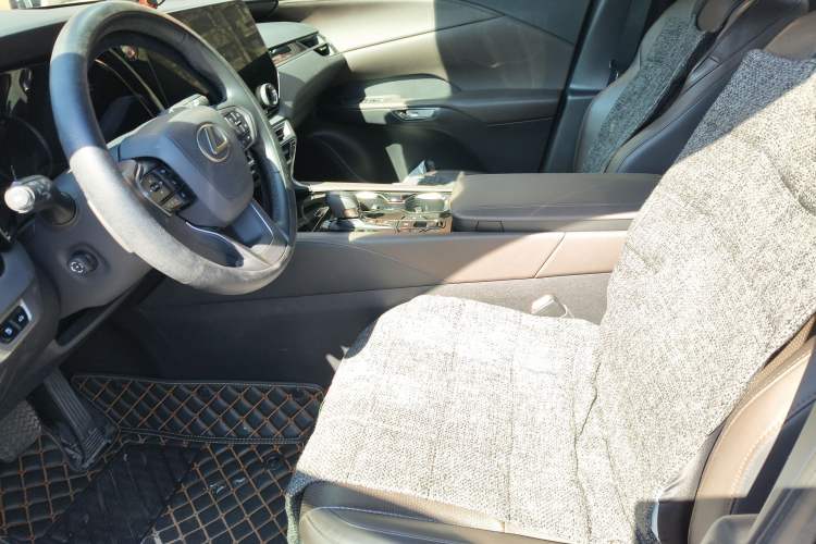 Used Lexus RX 2023 350h Four-Wheel Drive Enjoyment Version
