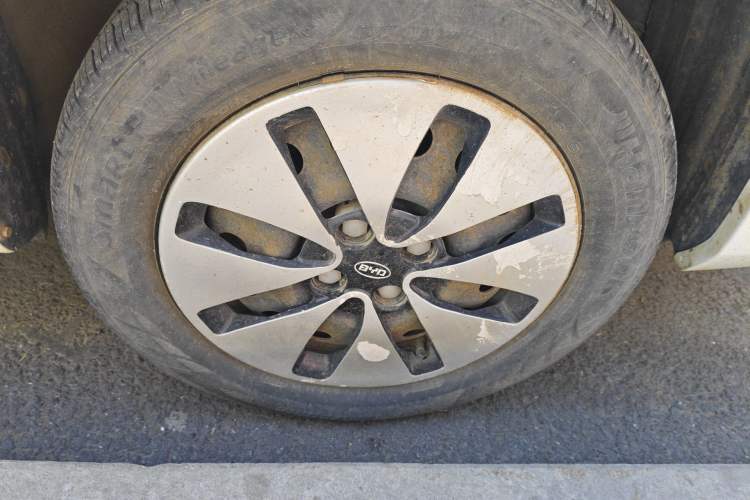 Used BYD F3 2015 Energy-Efficient Model 1.5L Manual Comfort Edition