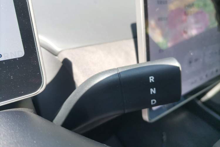 Used firefly firefly 2025 Night Creature Special Edition
