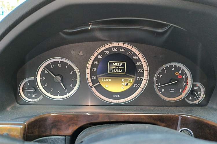 Used Mercedes-Benz E-Class 2012 E 200 L CGI Elegant Model Instrument Cluster