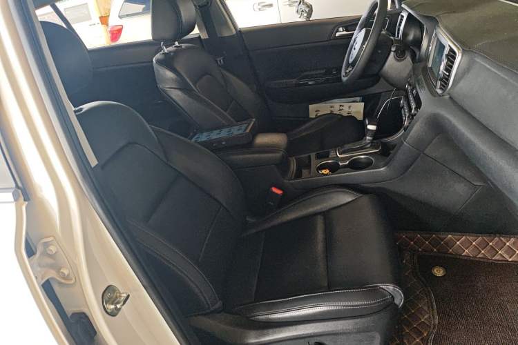 Used Kia KX5 2016 1.6T Automatic Two-Wheel Drive DLX
