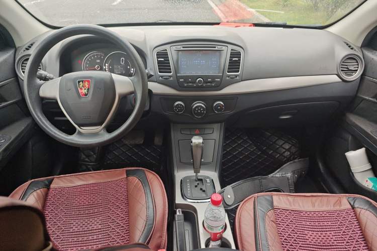 Used Roewe 350 2013 350S 1.5L Automatic Xunda Edition Center Console