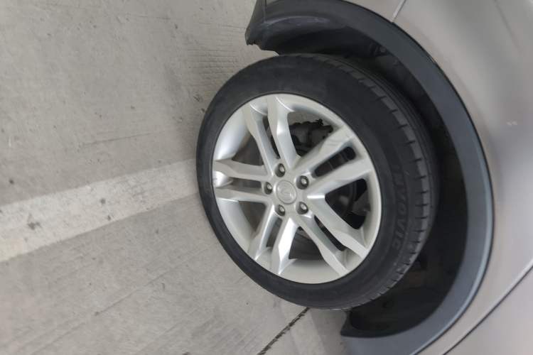 Used Changan CS35 2016 1.6L Automatic Luxury Model China V Standard
