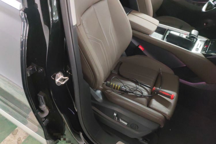 Used Audi Q6 2023 45 TFSI quattro Qiyun Edition Light Yulin Package Right Front Seat