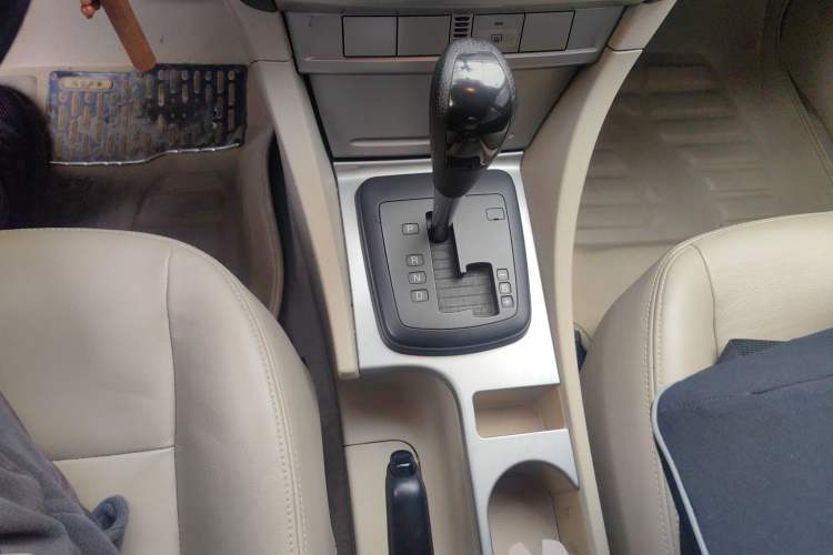 Used Ford Focus 2011 Hatchback 1.8L Automatic Fashion Edition
