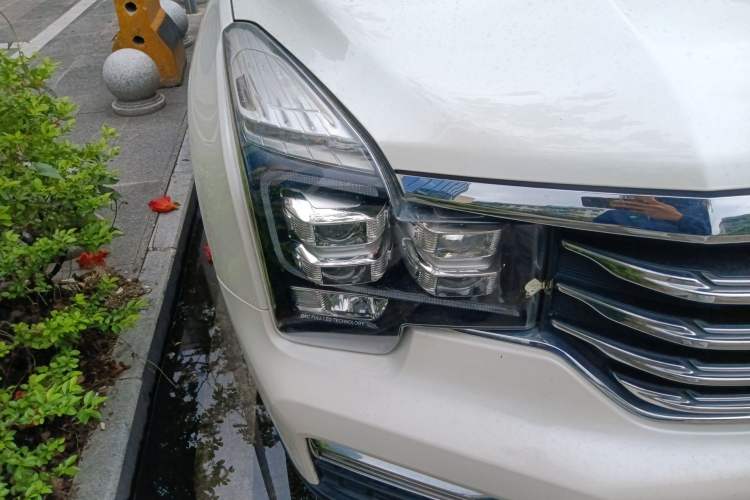 Used GAC Trumpchi GS8 2017 320T Two-Wheel Drive Luxury Smart Connectivity Version (7 Seats)
