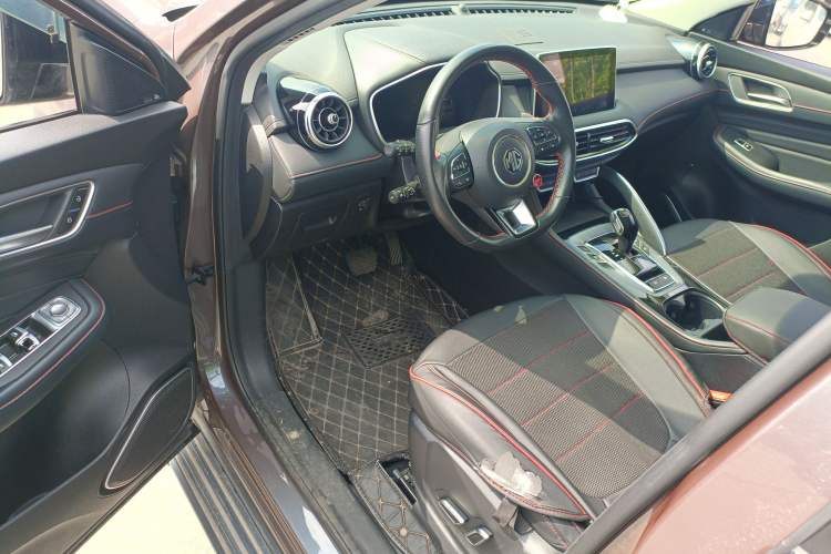 Used MG Pilot 2021 300TGI Automatic Two-Wheel Drive Trophy Prestige Edition Driver Seat