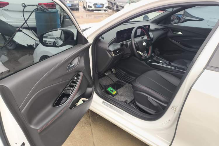 Used Buick Verano 2023 Pro GS Hunter Wind Edition
